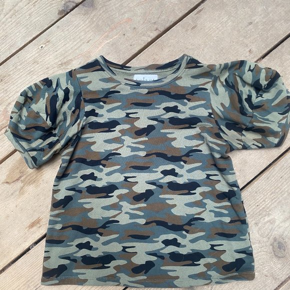 Anthropologie Puffed Sleeve Camo Sweatshirt - Picture 1 of 1